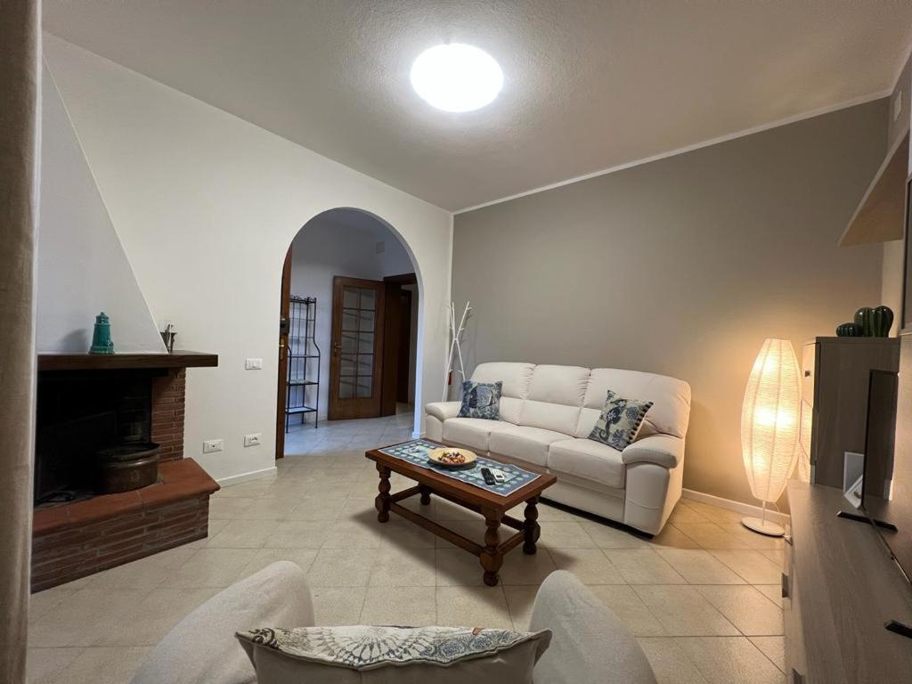 Appartamento Sunflower Viareggio Exterior photo